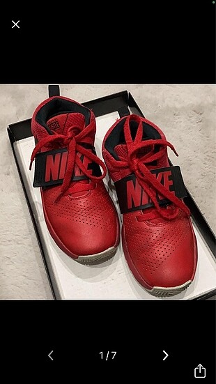 Nike hustle d