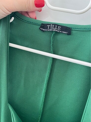 Yeşil elbise - Görsel 5
