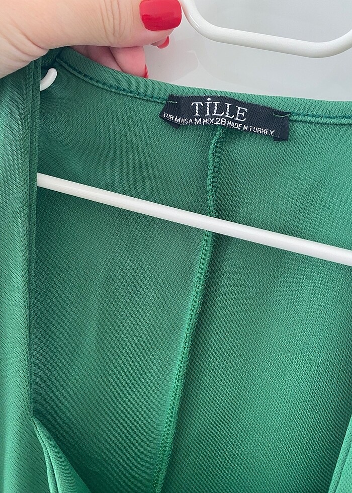 Yeşil elbise - Görsel 5