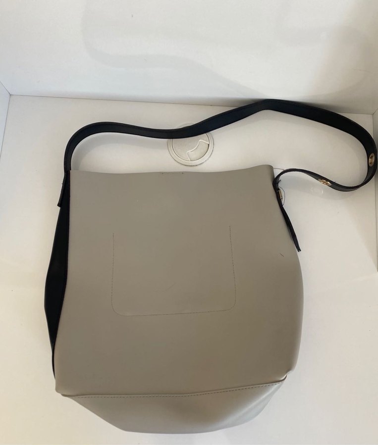 Gri Deri Kadın Omuz Çantası - Görsel 2