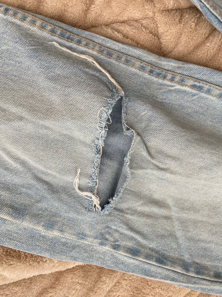 Diz Yırtıklı Rahat Kesim Kadın Kot Pantolon - Görsel 4