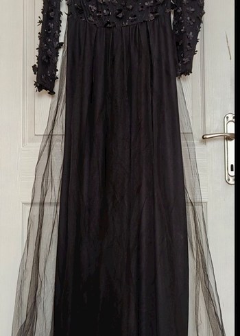 Siyah Nakışlı Uzun Abiye Elbise - Görsel 2
