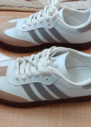 Beyaz Bağcıklı Spor Kadın Sneaker - Görsel 3