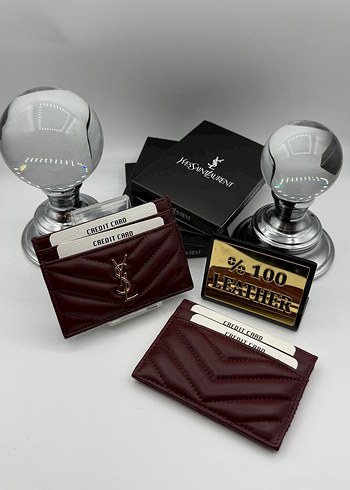 Yves Saint Laurent ürünü