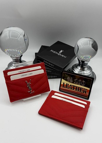 Yves Saint Laurent ürünü