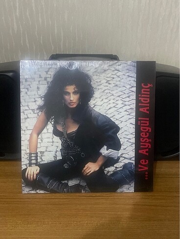 Ayşegül Aldinç - Ve Ayşegül Aldinç Plak LP
