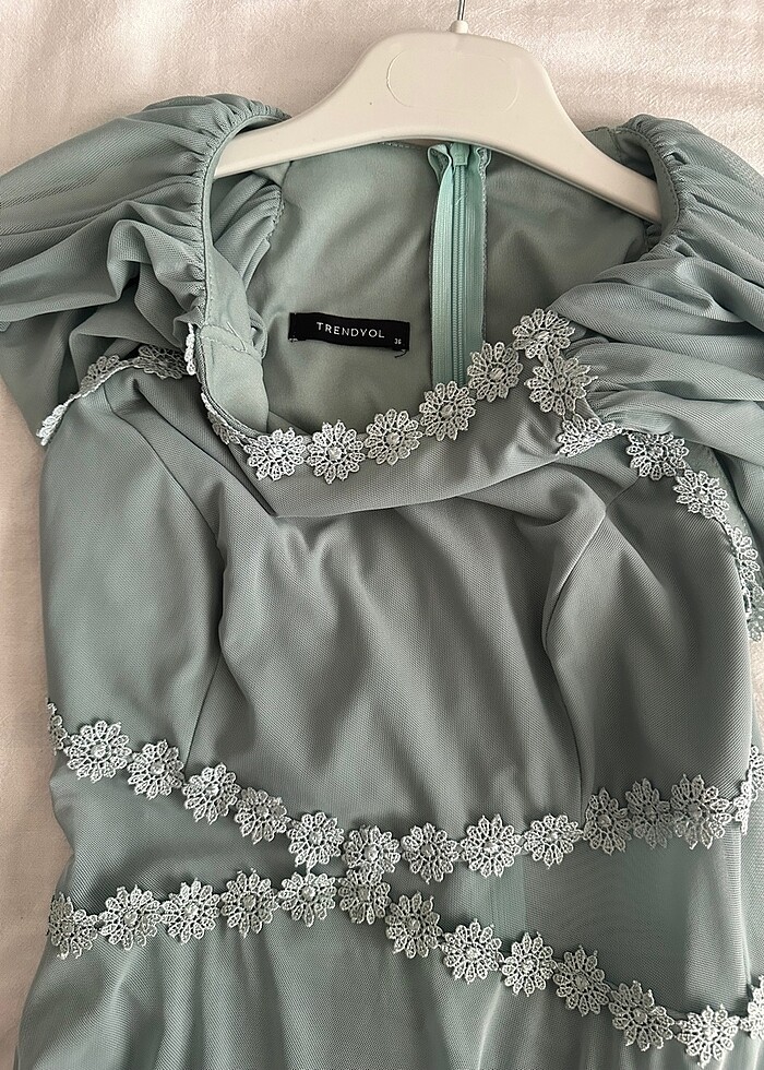 Mint Yeşili Elbise - Görsel 3