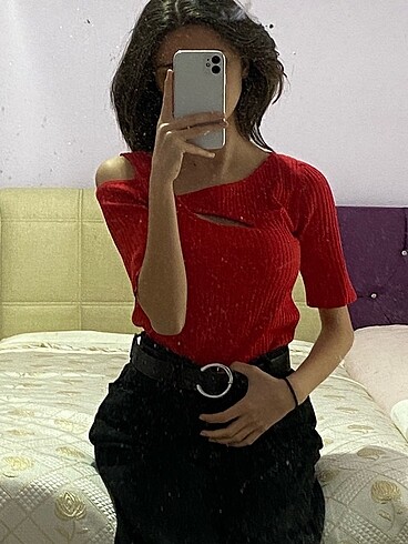 zara dekolte crop