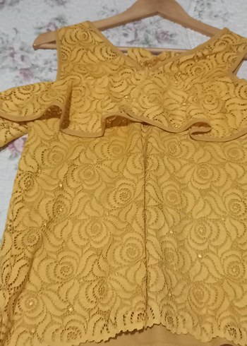 Sarı Fırfırlı Nakışlı Mini Bluz - Görsel 3