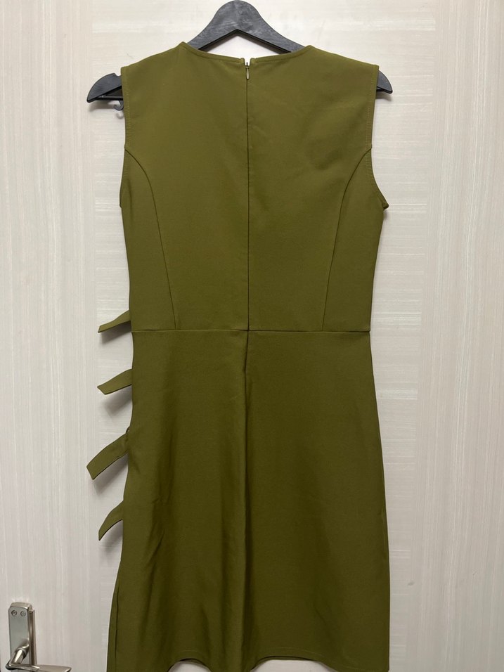 Kemer Detaylı Kolsuz Uzun Kadın Elbise - Görsel 3