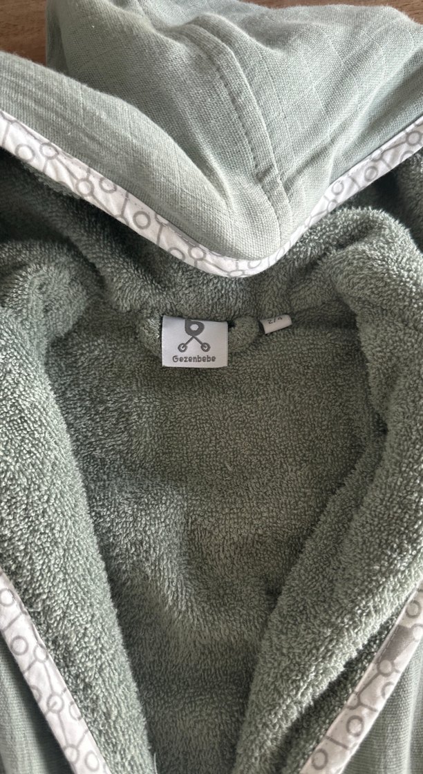 Kapüşonlu Erkek Çocuk Bornoz Gri - Görsel 2