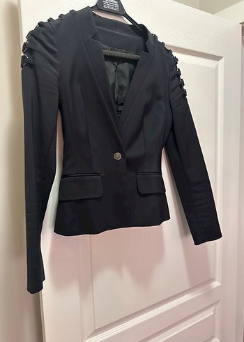 Que Dugmeli Siyah Kadin Blazer