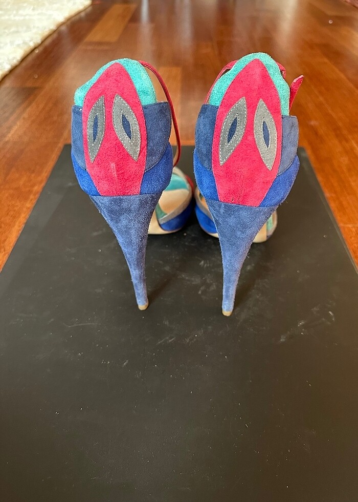 Emporio Armani 40 no topuklu ayakkabı - Görsel 2