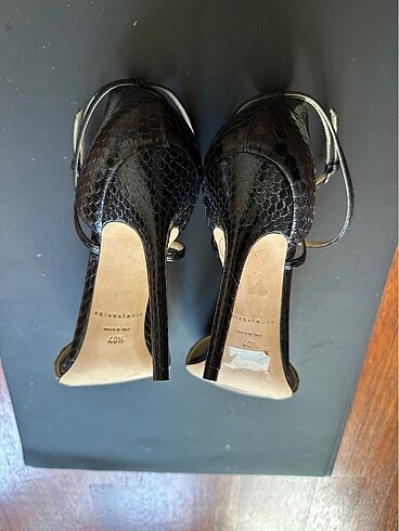 40,5 Beden siyah Renk Brian Atwood 40,5 no Ayakkabı