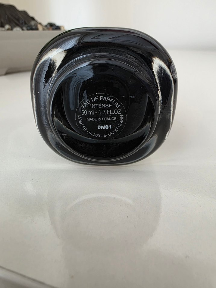 Givenchy L'Interdit İntense 50 ml - Görsel 4