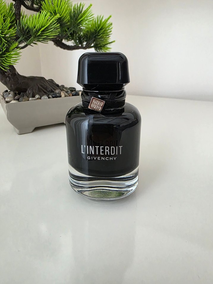 Givenchy L'Interdit İntense 50 ml - Görsel 3