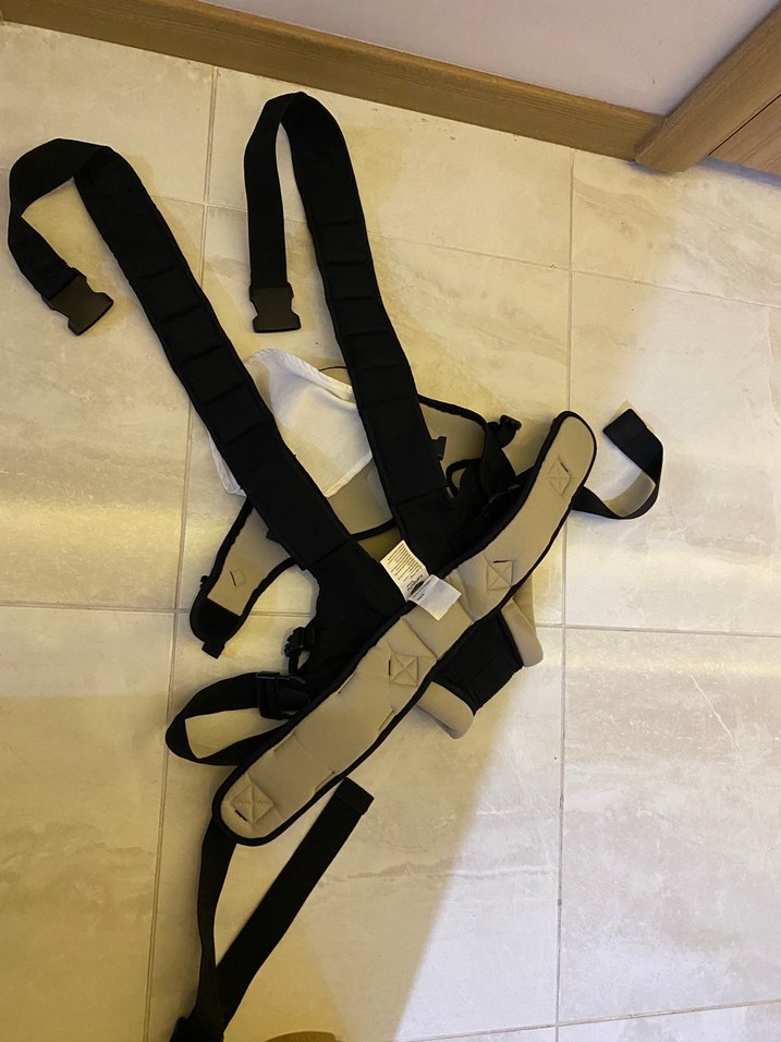 Siyah Bebek Taşıyıcı - Görsel 2