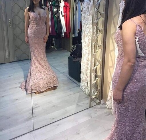 Diğer Nişan elbisesi