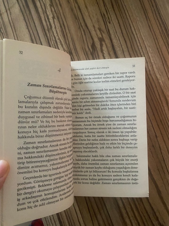 İş Yaşamında Ufak Şeyleri Dert Etmeyin Kitabı - Görsel 2