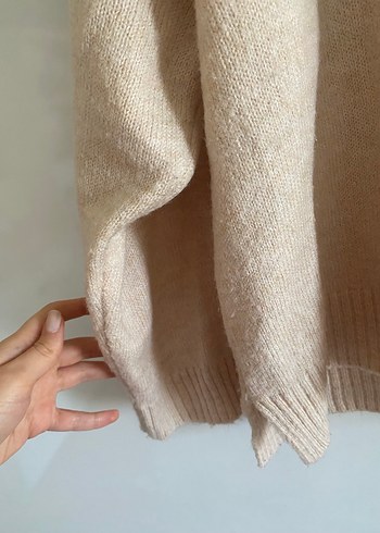 Bej V Yaka Örgü Kadın Kazak - Görsel 4