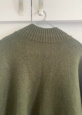 Koyu yeşil kazak - Görsel 2