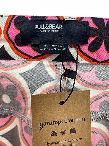 m Beden çeşitli Renk Pull and Bear Kumaş Pantolon %70 İndirimli.
