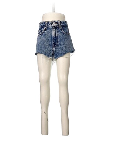 H&M Mini Şort %70 İndirimli.