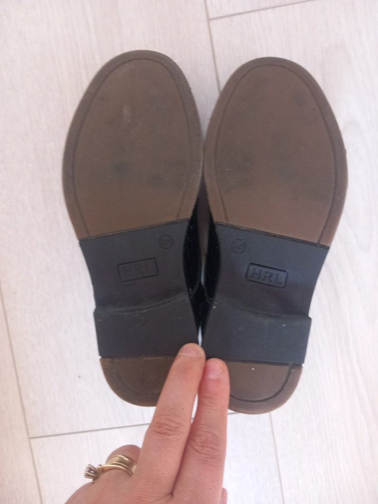 Erkek Çocuk Siyah Rugan Klasik Ayakkabı - Görsel 4