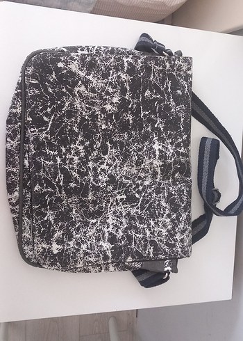 Gri Bağcıklı laptop Omuz Çantası