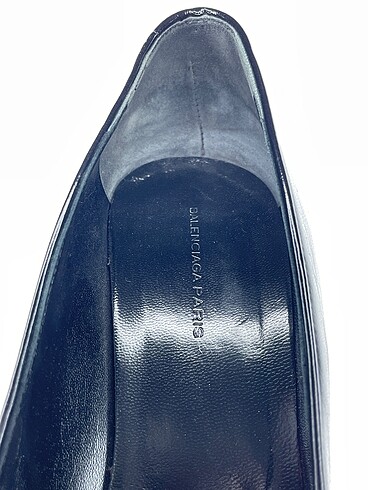 37,5 Beden siyah Renk Balenciaga Platform %70 İndirimli.