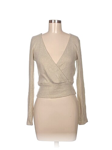 Stradivarius Bluz %70 İndirimli.