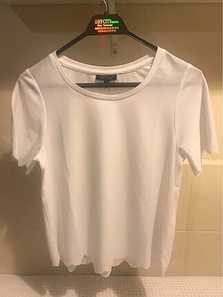 Beyaz t-shirt
