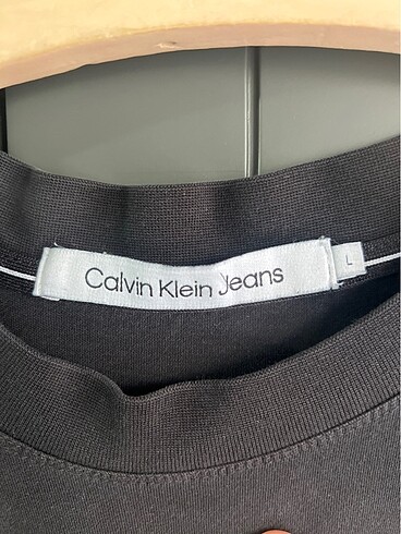l Beden Calvin Klein tişört