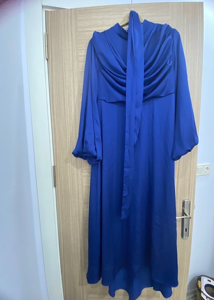 Sıfır etiketli Abiye elbise - Görsel 2