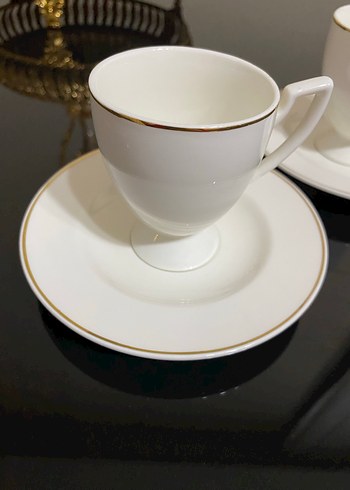 Karaca Beyaz Parlak Altın Kenarlı Fincan Takımı - Görsel 4