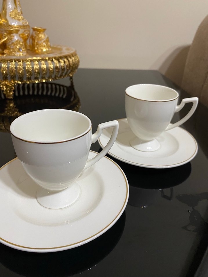 Karaca Beyaz Parlak Altın Kenarlı Fincan Takımı - Görsel 2