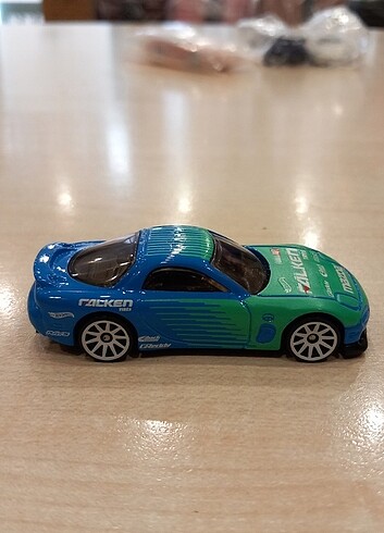 Hot Wheels Hot Wheels '95 Mazda Rx-7 Falken