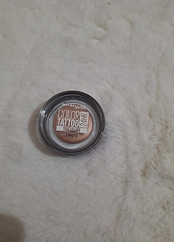 MAYBELLINE Color Tattoo 24hr Krem Göz Farı - 150 Socialite-açık 
