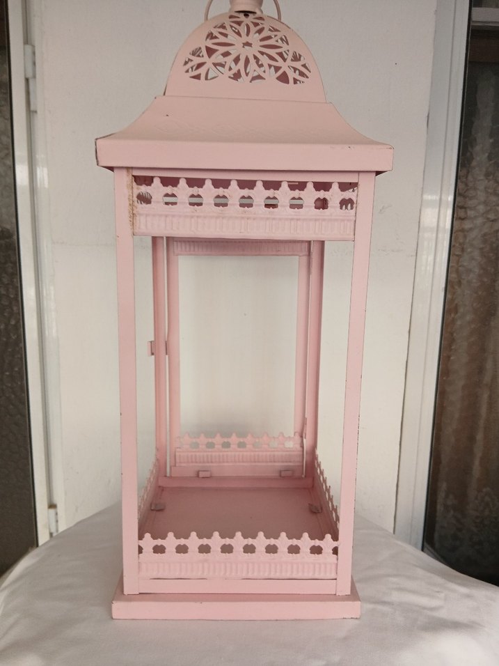 Pembe Metal Mumluk, fener - Görsel 3