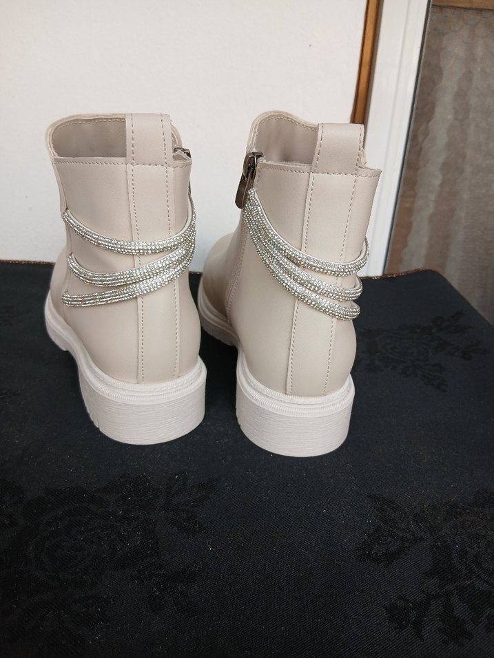 Bej Kadın Dolgu Topuklu Bot 38 no - Görsel 4