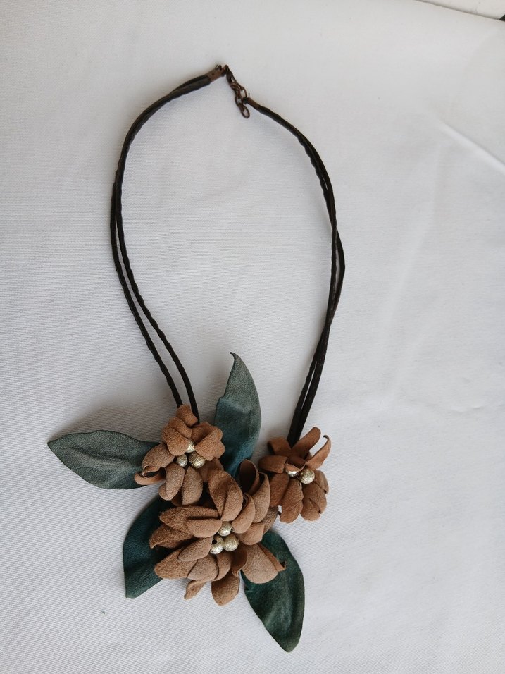 Deri Bej Mini Çiçekli  Bohem Kolye - Görsel 3