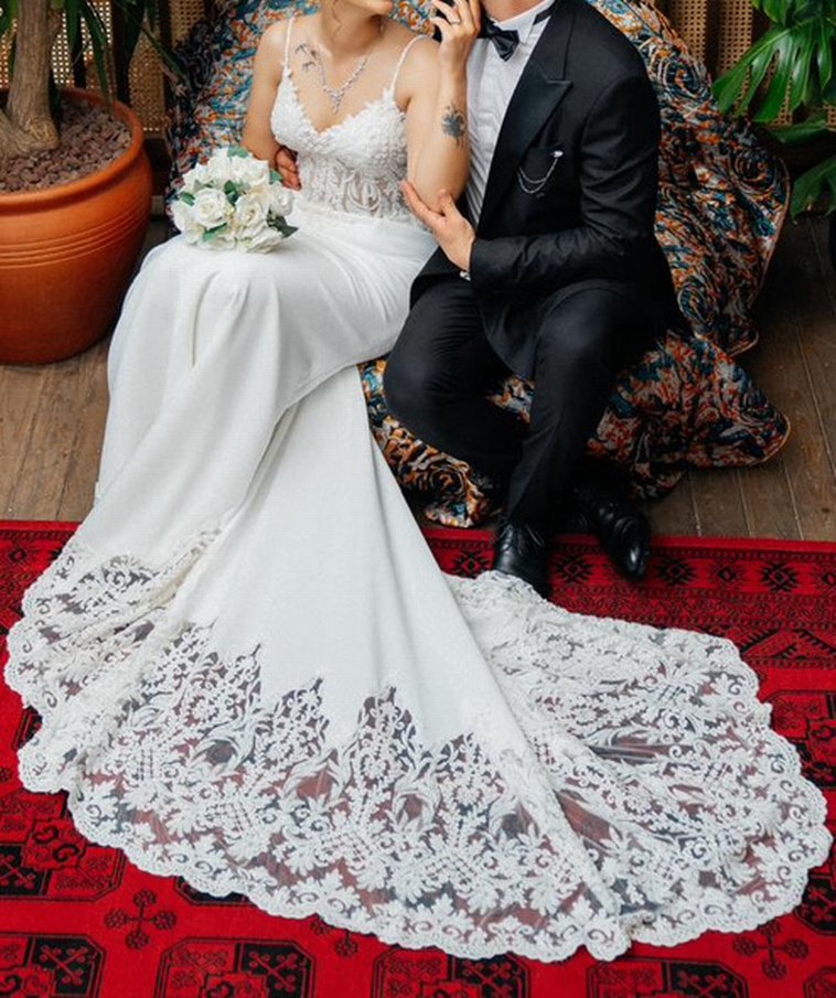 Modern Klasik V Yaka Beyaz Gelinlik - Görsel 2