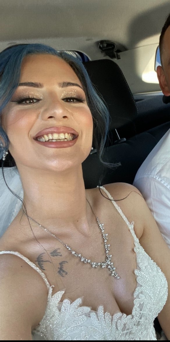 Modern Klasik V Yaka Beyaz Gelinlik - Görsel 5