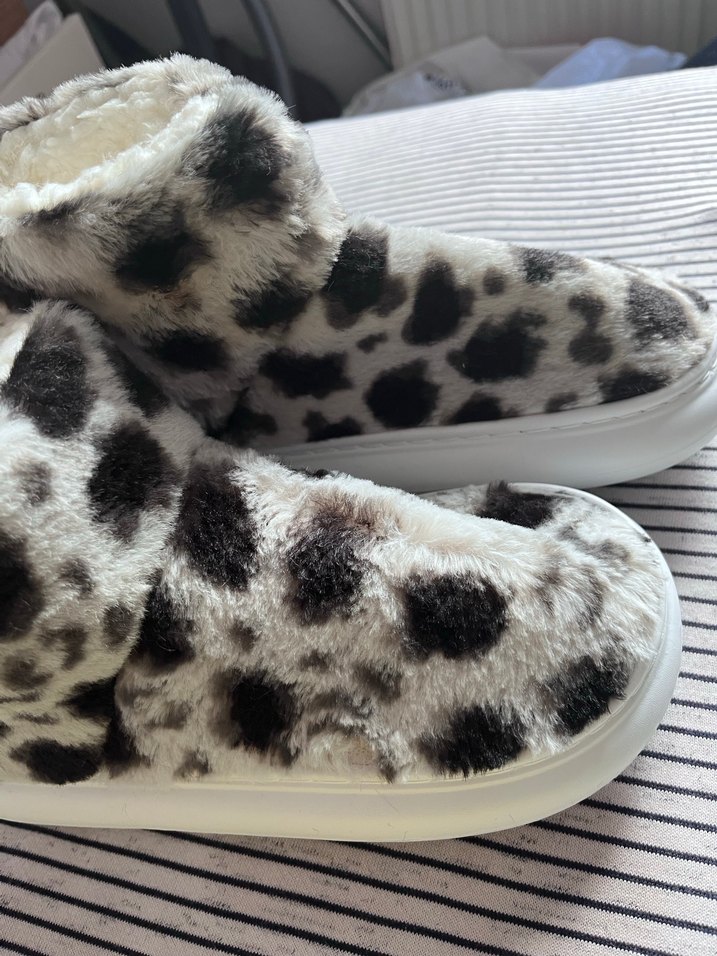 Kızlar için Leopar Desenli Sıcak Ev Terliği - Görsel 2