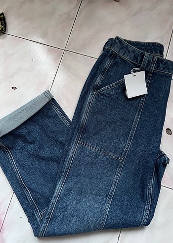 Trendyol & Milla Koyu Mavi Rahat Kesim Denim Jean