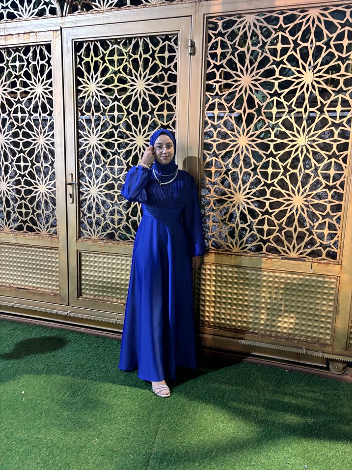 Uzun Kollu Yüksek Yaka Mavi Tesettür Abiye - Görsel 3