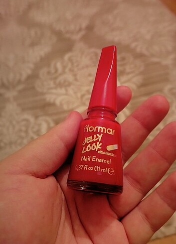  Beden Flormar Stunning Red Oje