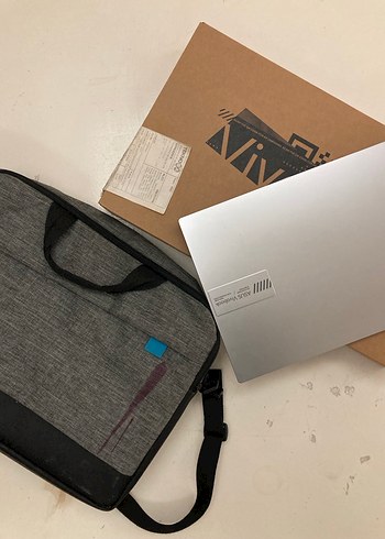 Gri ASUS VivoBook Laptop - Görsel 2