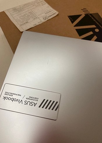 Gri ASUS VivoBook Laptop - Görsel 8