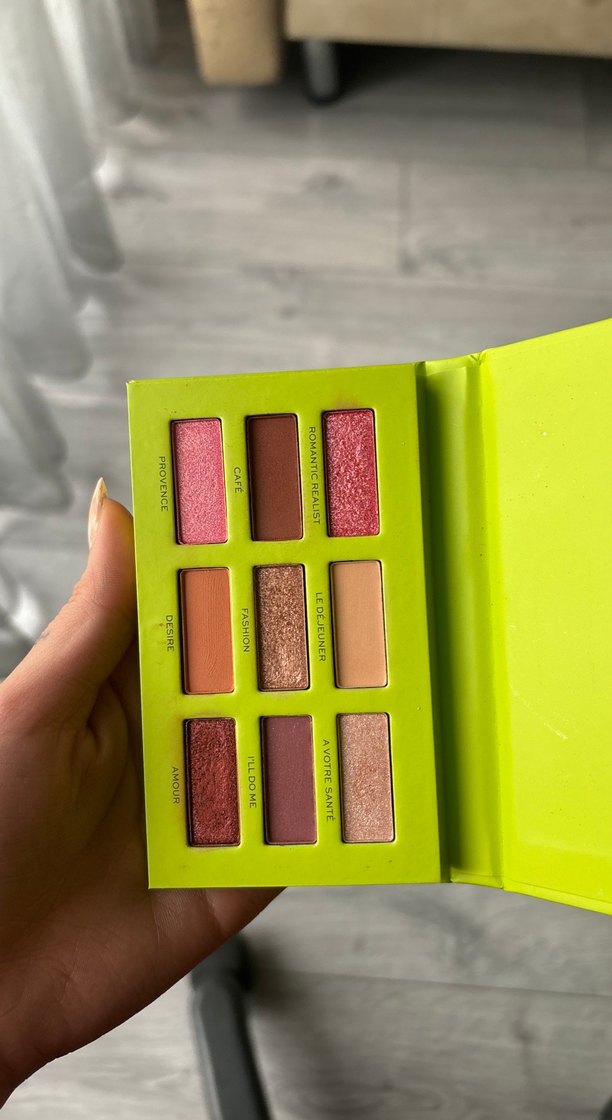 Emily In Paris Temalı Koleksiyon Far Paleti - Görsel 2